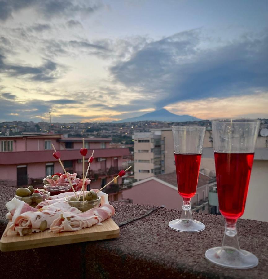 Le Suite Del Lungomare Катания Экстерьер фото